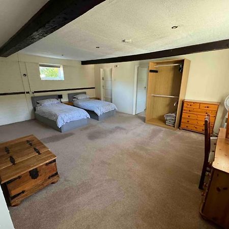 The Old Hay Barn - Games Room, Gym, Sleeps 8 Godmanchester Exterior photo