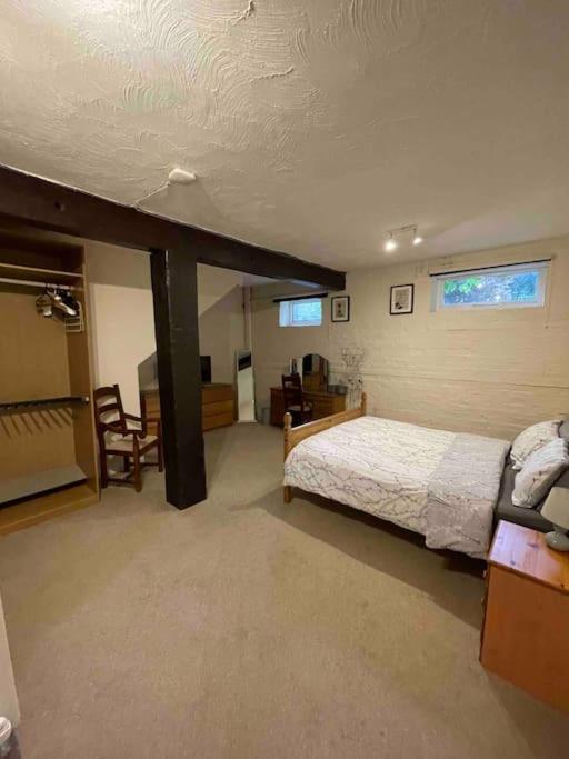 The Old Hay Barn - Games Room, Gym, Sleeps 8 Godmanchester Exterior photo